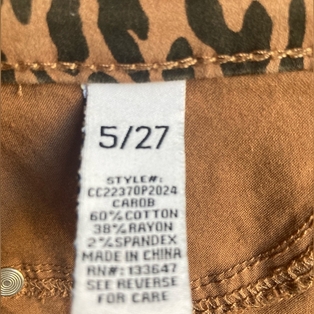 Leopard Jeans, Size 5, Curvy, High Rise - Picture 8 of 9